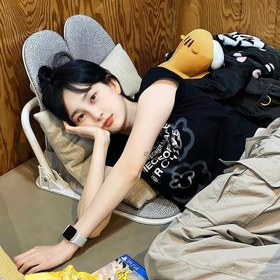 罗西与莫妮卡之骊靬情海报